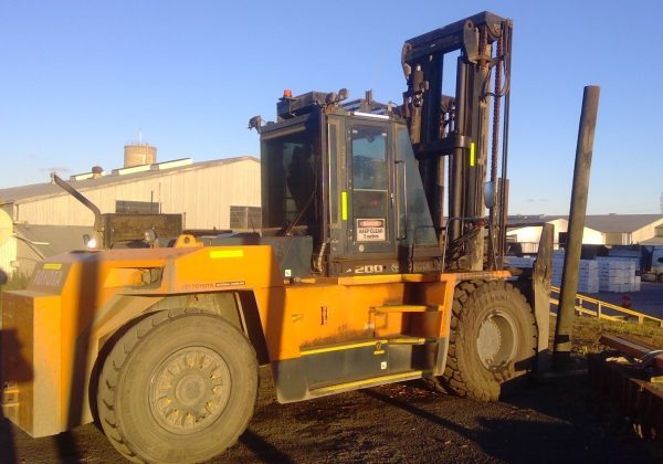 Toyota 20,000kg @ 1200mm load centre diesel forklift