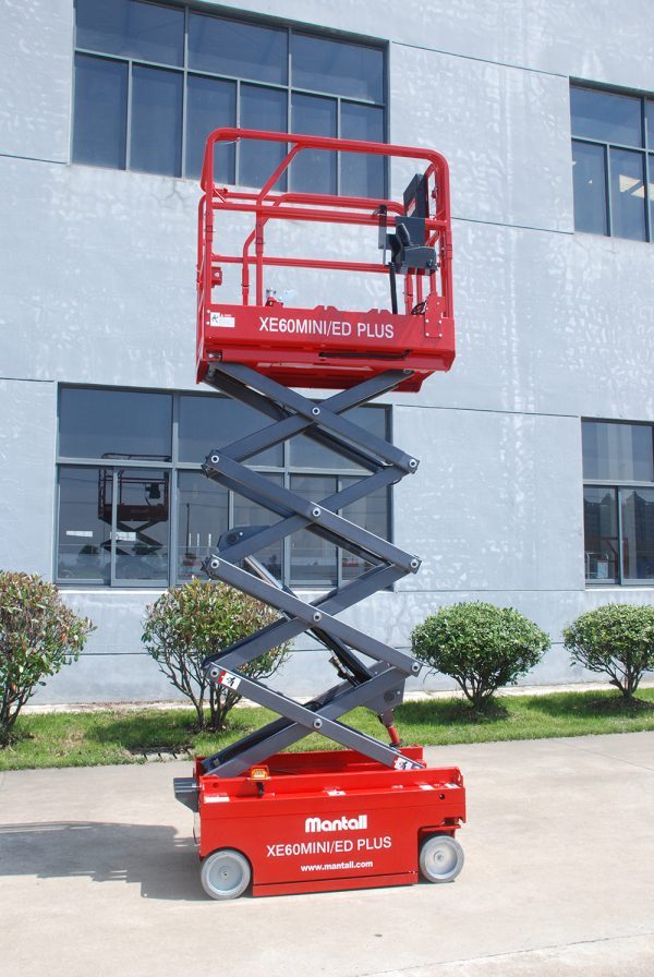 Electric self propelled scissor lift XE60 mini ed plus - Image 3