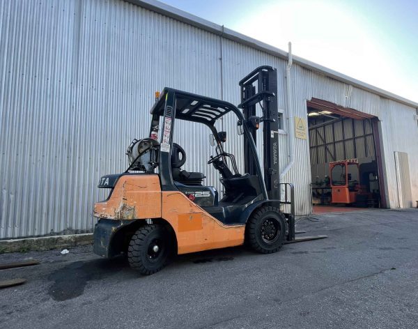 Used Toyota Forklift