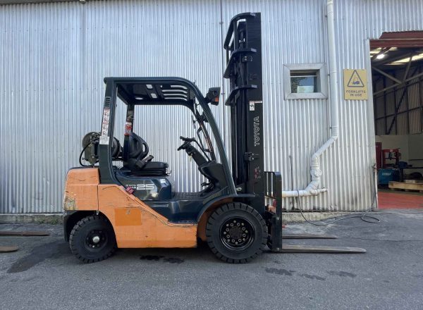 Used Toyota Forklift