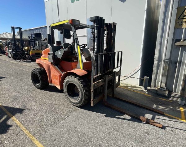 rough terrain forklift