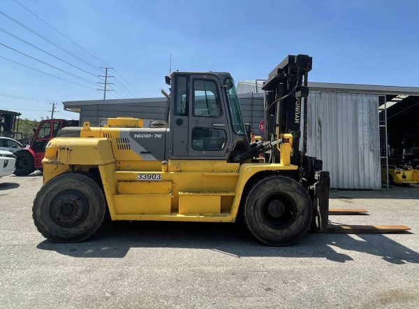 Hyundai 16T Forklift