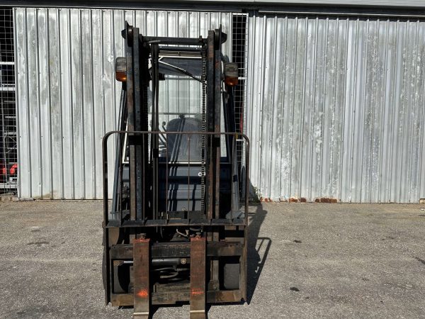 Toyota 1500kg LPG forklift with 2 stage mast and Sideshift - Image 5