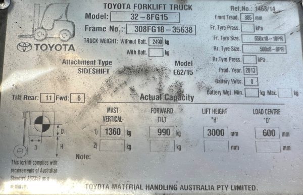 Toyota 1500kg LPG forklift with 2 stage mast and Sideshift - Image 7