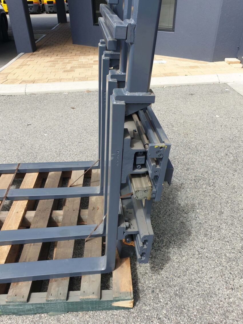 Cascade twin pallet handler - Image 2