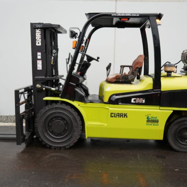 Clark 5000Kg LPG Forklift with 3 Stage Mast 4000mm