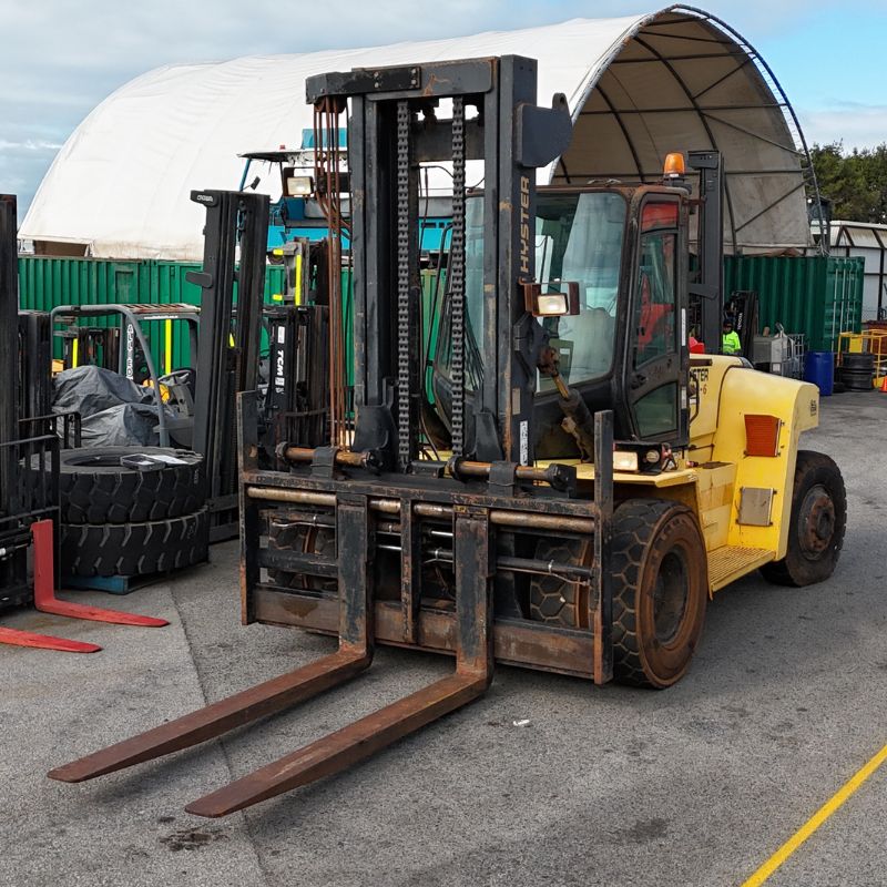 Hyster 16 ton Diesel 2 stage Mast