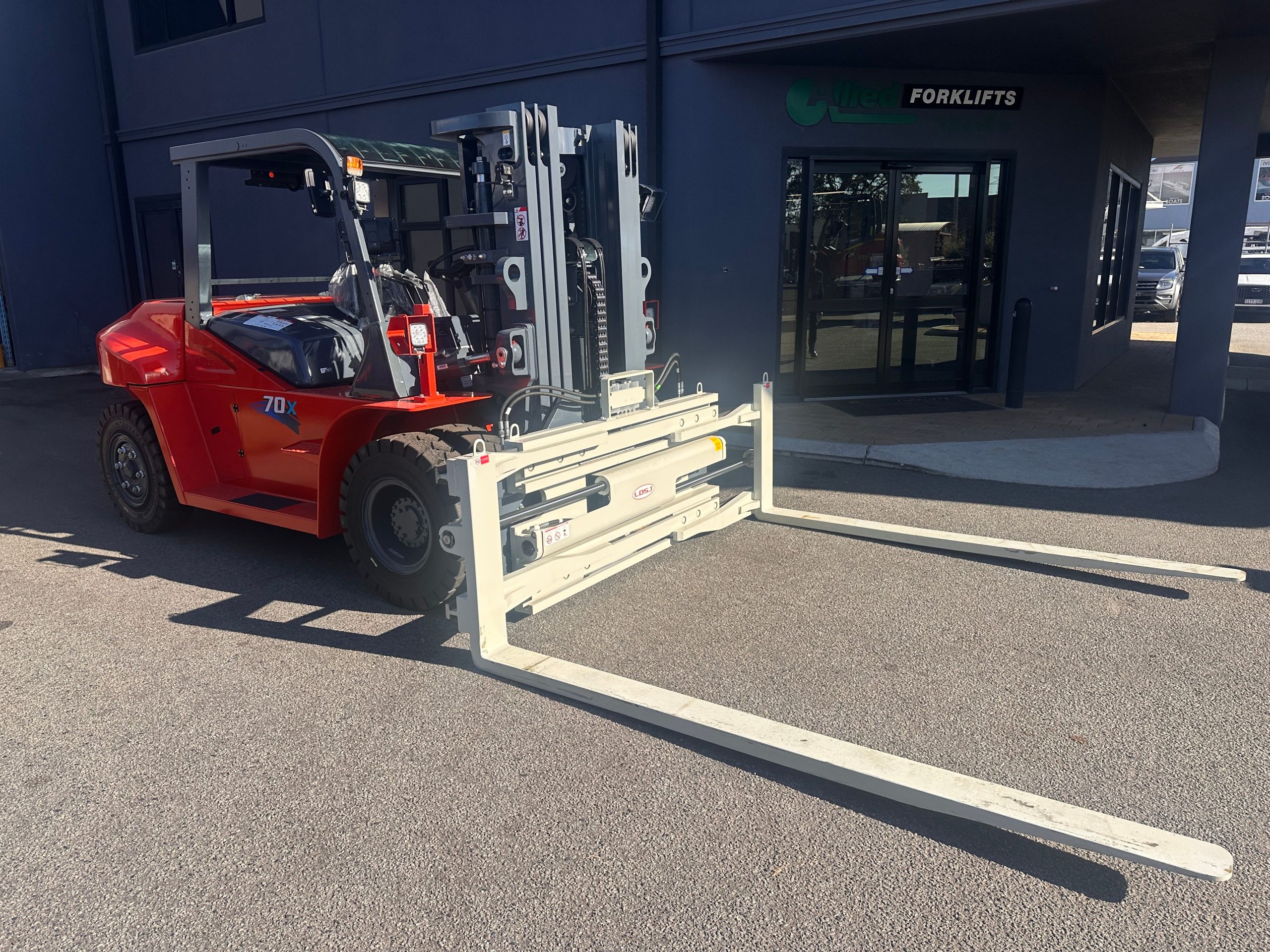 Heli 7 Tonne Container Forklift with Fork Clamp Perth